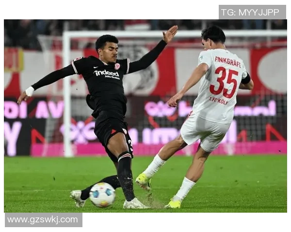 柏林联合与科隆精彩对决直播全程回顾与分析